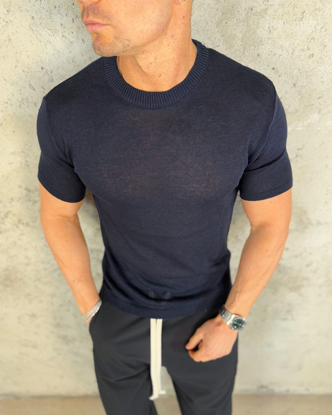 Basic thread t-shirt